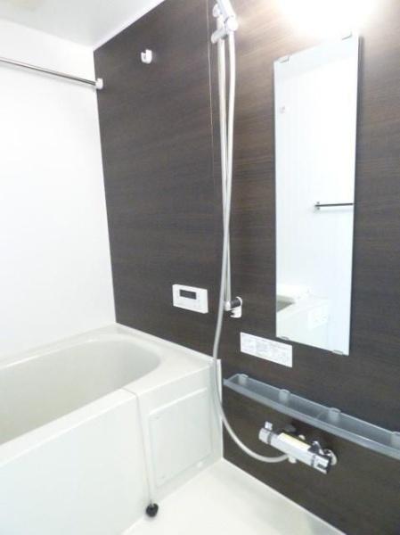 川崎市幸区古市場１丁目のアパート