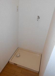 川崎市中原区井田三舞町のアパート