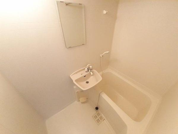 川崎市高津区下作延２丁目のアパート