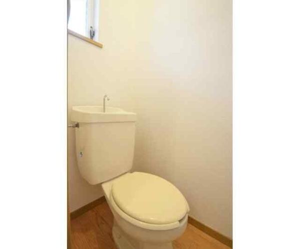 川崎市高津区久地１丁目のアパート