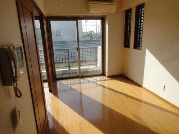 川崎市川崎区渡田山王町のマンション