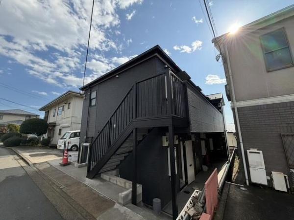 横浜市神奈川区三ツ沢上町のアパート