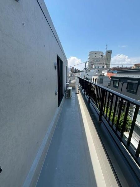 世田谷区三軒茶屋１丁目のマンション