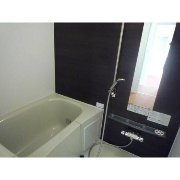 横浜市鶴見区上の宮１丁目のアパート