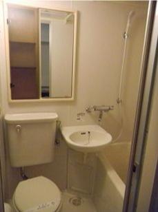 横浜市西区浅間町４丁目のマンション