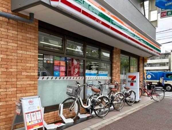 川崎市中原区上小田中６丁目のマンション(セブンイレブン川崎宮内4丁目店)