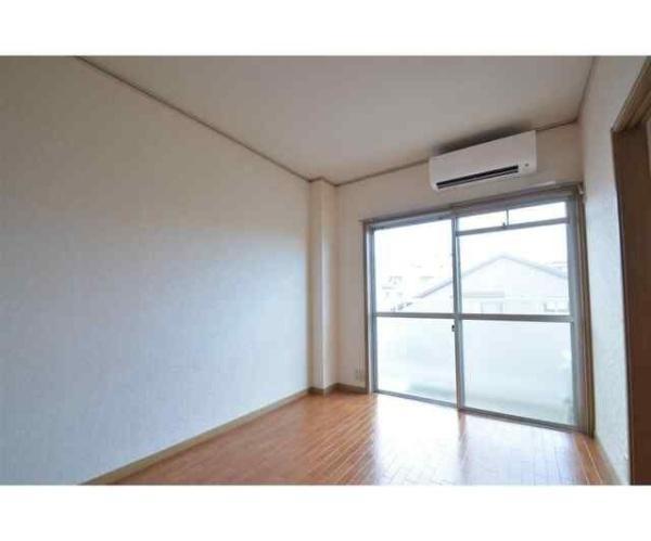 川崎市中原区上小田中６丁目のマンション