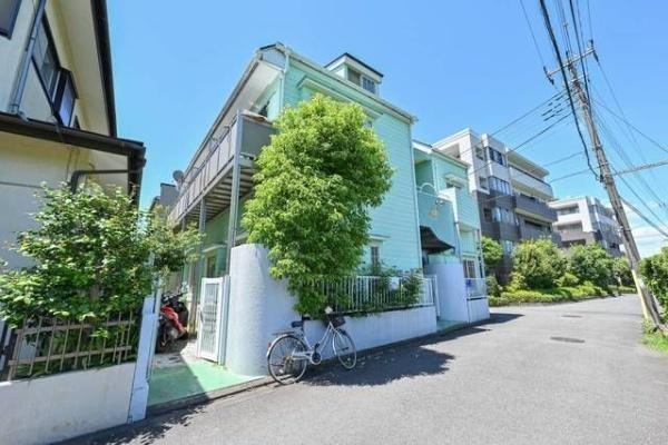 川崎市中原区井田三舞町のアパート