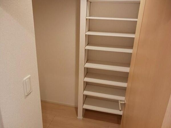 川崎市幸区南加瀬５丁目のマンション