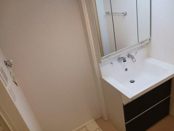 川崎市幸区南加瀬５丁目のマンション