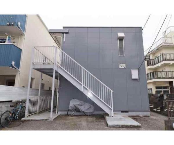 川崎市幸区塚越３丁目のアパート