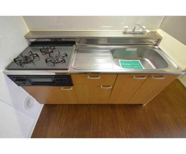 川崎市幸区塚越３丁目のアパート