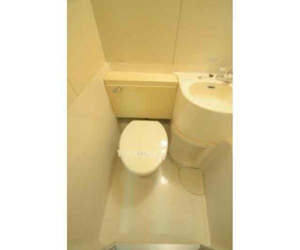 川崎市幸区塚越３丁目のアパート