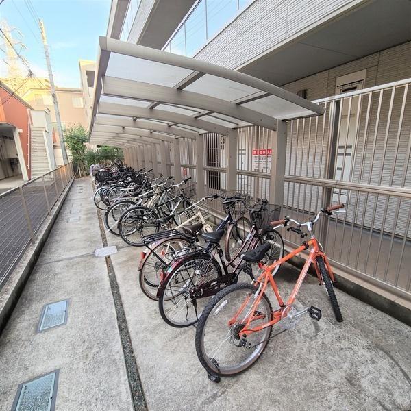 川崎市幸区小倉４丁目のマンション