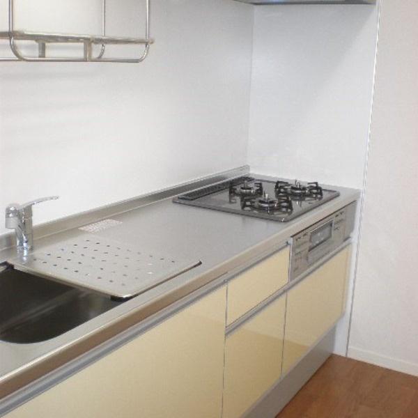 川崎市幸区小倉４丁目のマンション