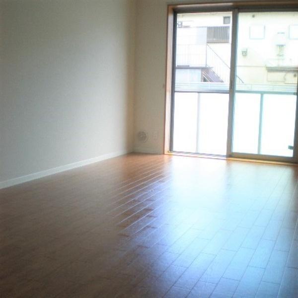 川崎市幸区小倉４丁目のマンション