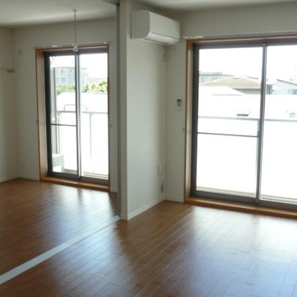 川崎市幸区小倉４丁目のマンション