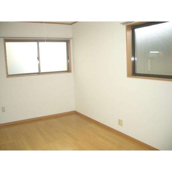 川崎市高津区久地１丁目のコーポ