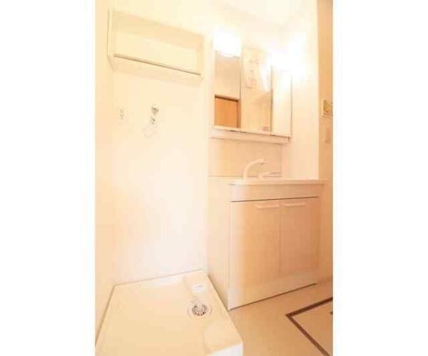 川崎市幸区小倉２丁目のアパート