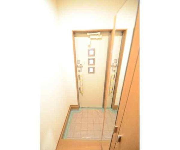 川崎市幸区小向西町４丁目のアパート