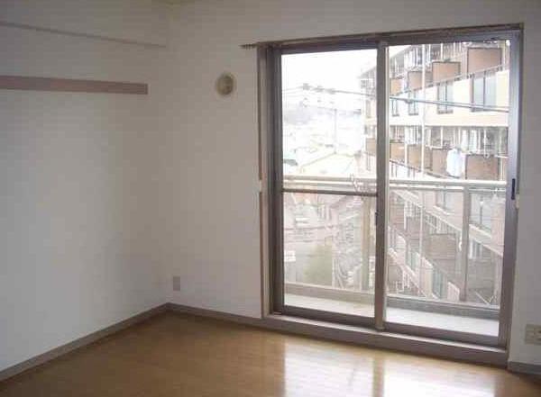 スペリオール市川