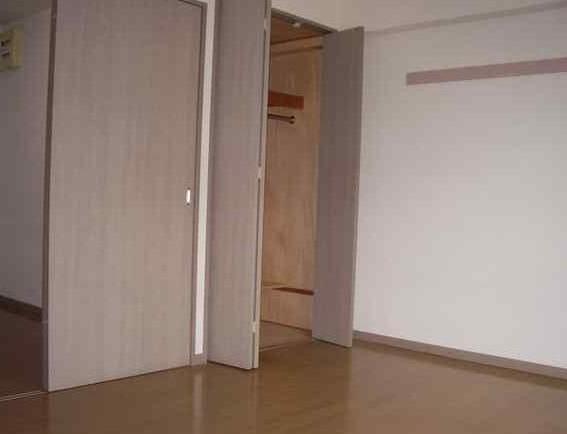 スペリオール市川