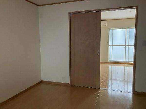 川崎市中原区上小田中１丁目のアパート