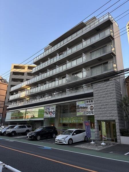 川崎市高津区久本３丁目のマンション