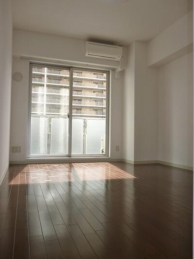 川崎市高津区久本３丁目のマンション