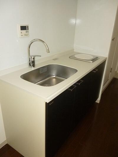 川崎市高津区久本３丁目のマンション