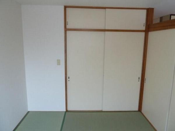 川崎市高津区下野毛３丁目のマンション