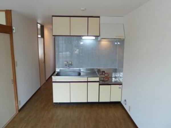 川崎市高津区下野毛３丁目のマンション