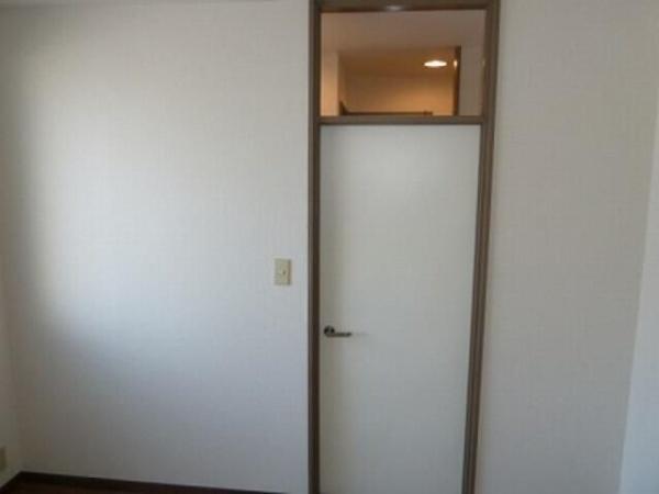 川崎市高津区下野毛３丁目のマンション