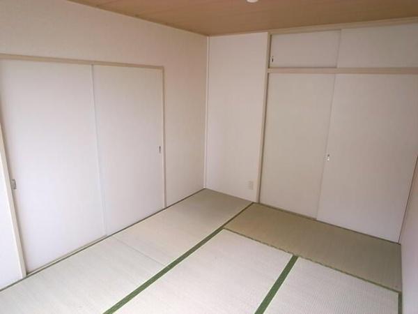 川崎市高津区坂戸１丁目のアパート