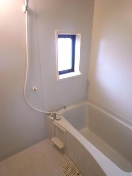 川崎市高津区坂戸１丁目のアパート