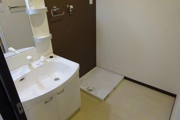川崎市高津区北見方１丁目のマンション