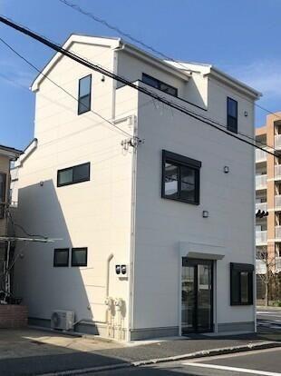 横浜市港北区綱島西５丁目の貸家