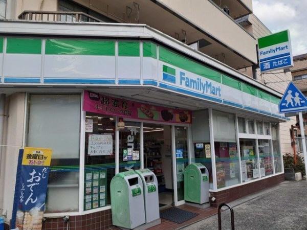 川崎市高津区坂戸３丁目のアパート