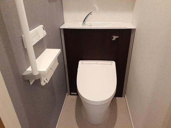 川崎市高津区坂戸３丁目のアパート