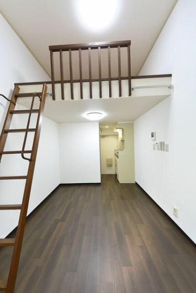 川崎市中原区井田三舞町のアパート