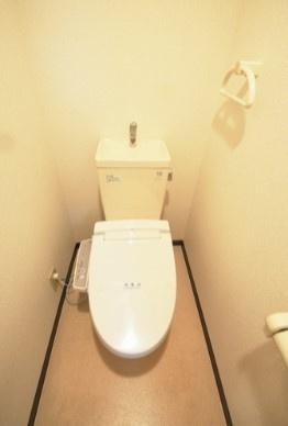 川崎市中原区新丸子町のマンション