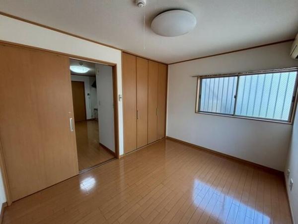 川崎市幸区小倉４丁目のアパート
