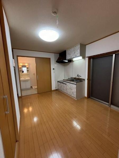 川崎市幸区小倉４丁目のアパート