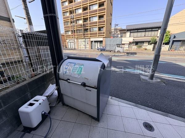 横浜市神奈川区六角橋２丁目のマンション