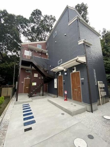 横浜市神奈川区七島町のアパート