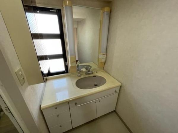 横浜市港北区綱島西３丁目のマンション