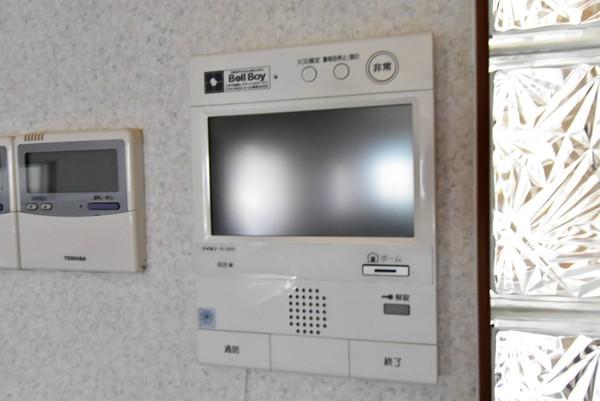牛久保町事務所付戸建