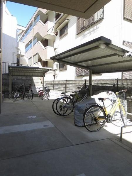 川崎市高津区梶ケ谷６丁目のマンション