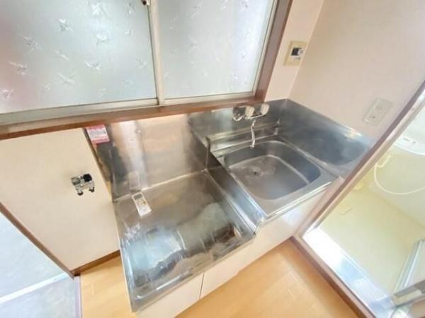 横浜市鶴見区向井町３丁目のアパート