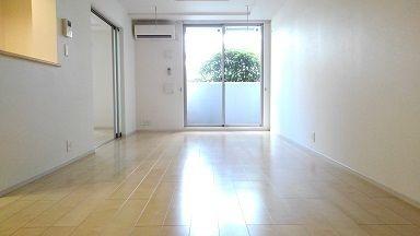 川崎市幸区南加瀬４丁目のマンション